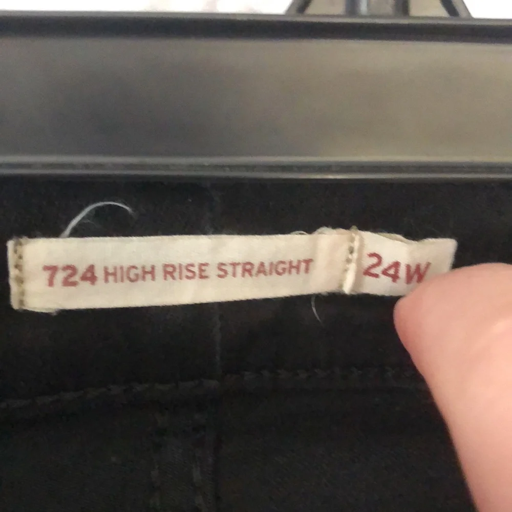 Levi Strauss & Co Women’s Black High Rise Straight Black Jeans in size 24W - Picture 6 of 8